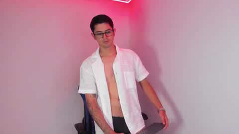 Snapshot of ethan_sai01 chatting on 01/11/25, 06:33 ETHAN SAI online show from 01/11/25, 06:33