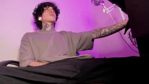 Ethan sykes online show from 11/11/25, 04:45