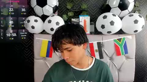 Snapshot of ethan_westt chatting on 07/10/26, 08:11 Ethan online show from 07/10/26, 08:11