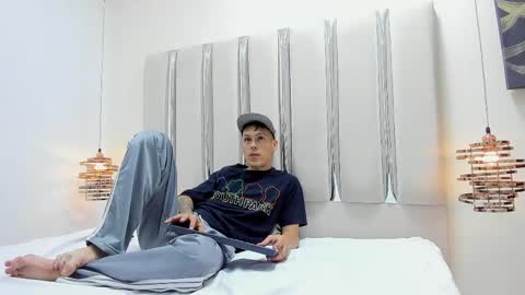 Snapshot of ethan_wolfe chatting on 02/28/26, 05:30 Mauricio Marin Antia online show from 02/28/26, 05:30