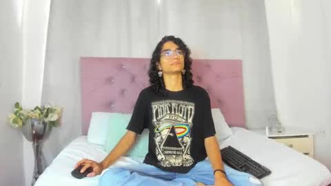 Snapshot of ethanblackwoodd chatting on 10/21/25, 07:47 ethanblackwoodd online show from 10/21/25, 07:47