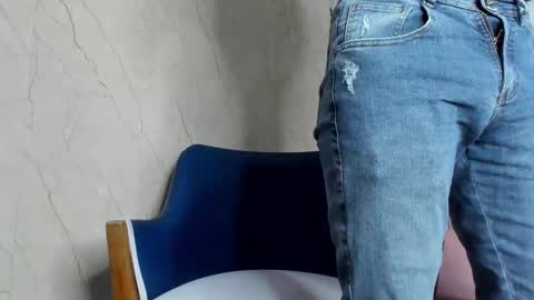 Snapshot of ethangrey_ chatting on 09/24/25, 11:24 Ethan Grey online show from 09/24/25, 11:24