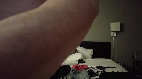 ethanisback782024 online show from 03/28/26, 09:42