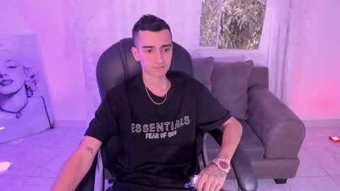 Ethan Boy online show from 03/18/26, 08:56