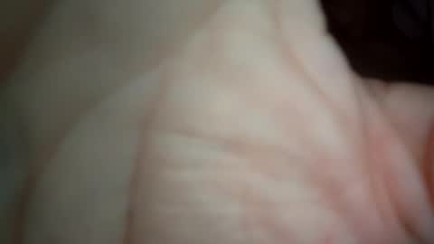 Snapshot of ethereumumm chatting on 10/28/25, 03:04 ethereumumm online show from 10/28/25, 03:04