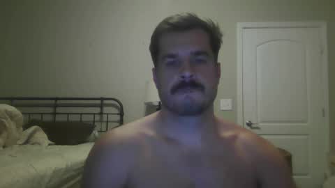 Snapshot of etim33 chatting on 11/04/25, 10:09 etim33 online show from 11/04/25, 10:09