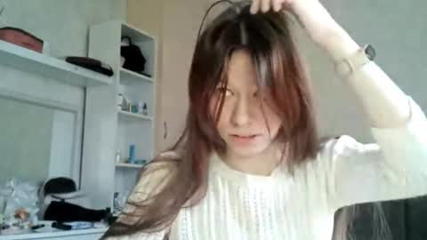 Snapshot of etsukokolakowski chatting on 11/20/25, 07:19 etsukokolakowski online show from 11/20/25, 07:19