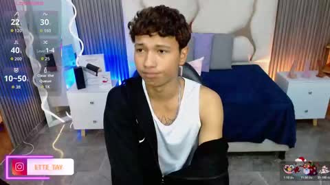 ette online show from 11/25/25, 03:28