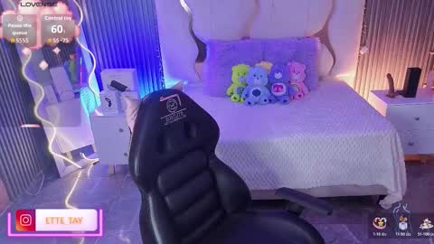 ette online show from 02/04/26, 03:45