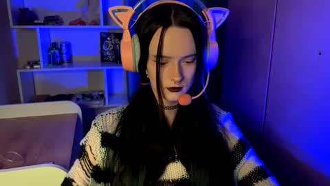 Snapshot of eunabiddlecome chatting on 02/17/26, 11:07 Kate online show from 02/17/26, 11:07