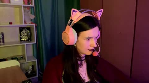 Snapshot of eunabiddlecome chatting on 02/28/26, 01:45 Kate online show from 02/28/26, 01:45