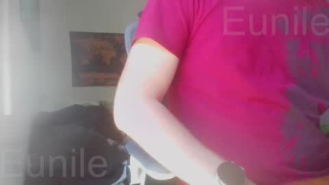 eunile online show from 03/18/26, 12:19