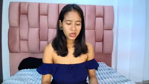 Snapshot of euphoria_hotgirl chatting on 02/27/26, 01:44 Euphoria online show from 02/27/26, 01:44