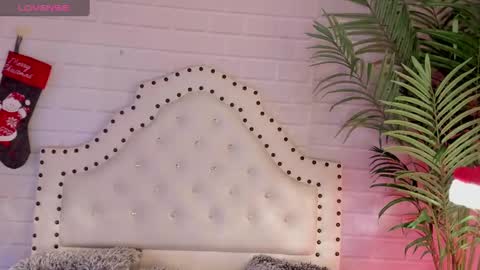 Snapshot of eureekaa chatting on 12/31/24, 04:16 Eurekaa online show from 12/31/24, 04:16