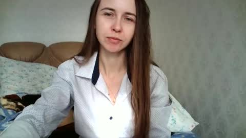 eva00186 online show from 10/31/25, 10:16