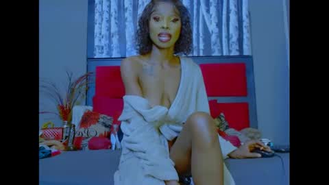 Snapshot of eva4him831 chatting on 10/19/25, 07:14 eva4him831 online show from 10/19/25, 07:14