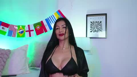 Snapshot of eva_45love chatting on 06/16/26, 11:02 Eva online show from 06/16/26, 11:02