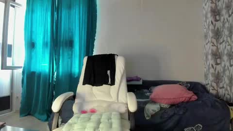 Eva online show from 06/06/26, 05:56