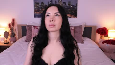 Snapshot of eva__si chatting on 06/07/26, 07:34 Eva online show from 06/07/26, 07:34