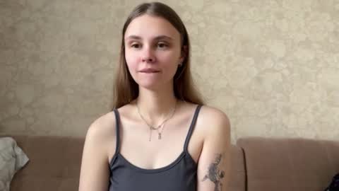 Snapshot of eva_calvin chatting on 11/06/25, 03:40 Eva Calvin online show from 11/06/25, 03:40