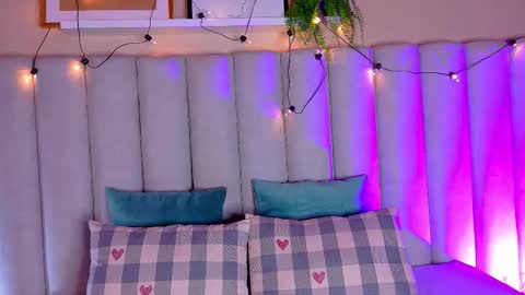 Snapshot of eva_daemon chatting on 09/26/25, 11:47 EVA DAEMON online show from 09/26/25, 11:47