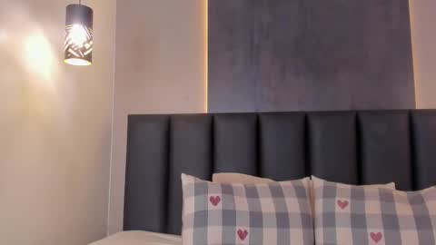 Snapshot of eva_daemon chatting on 01/08/26, 11:56 EVA DAEMON online show from 01/08/26, 11:56