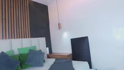 Snapshot of eva_daemon chatting on 03/12/26, 11:49 EVA DAEMON online show from 03/12/26, 11:49