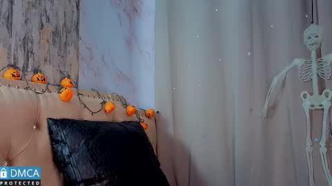 Snapshot of eva_delight_ chatting on 10/18/25, 11:11 eva delight online show from 10/18/25, 11:11