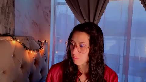 Snapshot of eva_delight_ chatting on 11/15/25, 11:40 eva delight online show from 11/15/25, 11:40