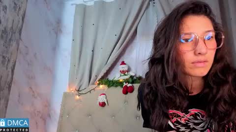 Snapshot of eva_delight_ chatting on 11/28/25, 03:42 eva delight online show from 11/28/25, 03:42