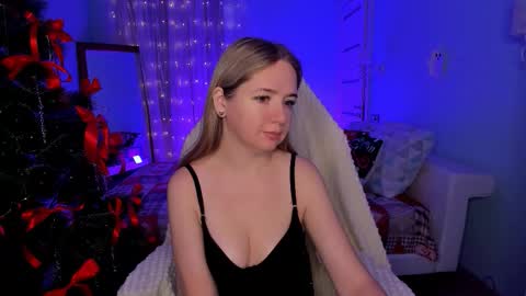 Eva online show from 12/16/25, 02:27