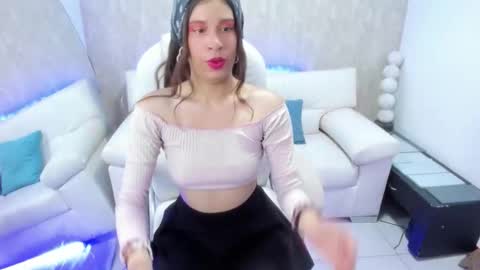 eva_hells online show from 09/16/25, 07:37