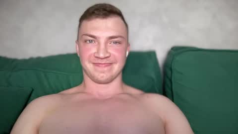 Eva and Iron online show from 03/31/26, 10:10