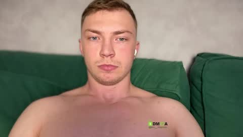 Eva and Iron online show from 04/19/26, 08:55