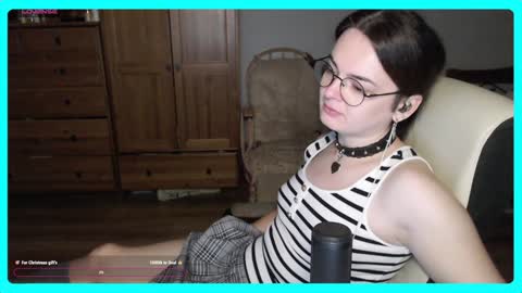 Snapshot of eva_katt chatting on 12/19/24, 11:07 Gamer Katt online show from 12/19/24, 11:07