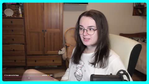 Snapshot of eva_katt chatting on 01/16/25, 11:15 Gamer Katt online show from 01/16/25, 11:15