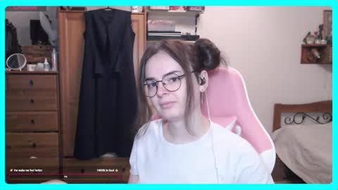 Snapshot of eva_katt chatting on 02/17/25, 10:40 Gamer Katt online show from 02/17/25, 10:40