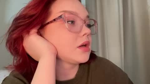 Snapshot of eva_kittenn chatting on 06/16/26, 11:13 eva_kittenn online show from 06/16/26, 11:13