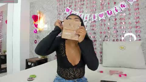 Snapshot of eva_lain chatting on 02/17/26, 11:29 Eva online show from 02/17/26, 11:29