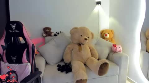 Eva   online show from 03/08/26, 04:49