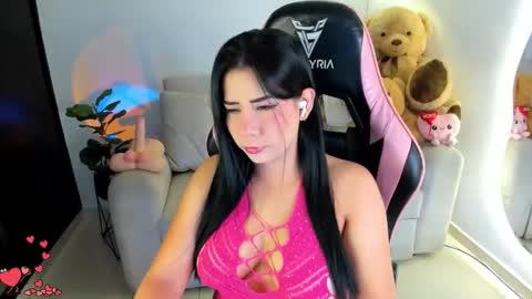 Eva   online show from 03/19/26, 06:50