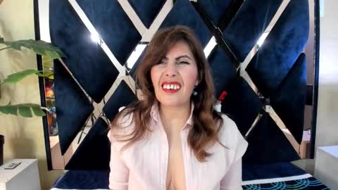    online show from 10/26/25, 03:45