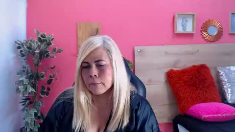 eva_love49 online show from 07/29/26, 05:44