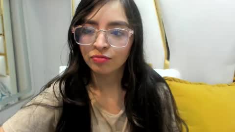 Snapshot of eva_macalliter chatting on 03/09/25, 03:43 Angelinne online show from 03/09/25, 03:43