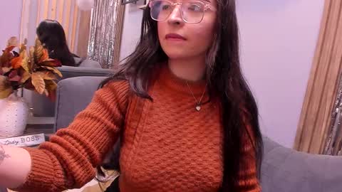 Angelinne online show from 12/18/25, 03:23