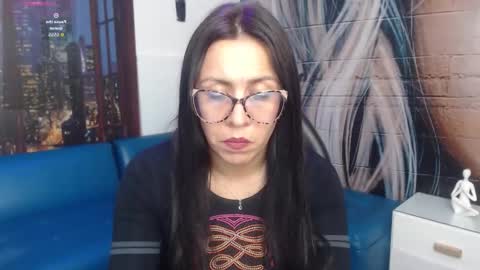 Snapshot of eva_mermaid chatting on 10/17/25, 09:39 Eva online show from 10/17/25, 09:39