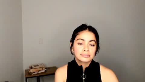 eva_monn online show from 06/11/26, 12:43