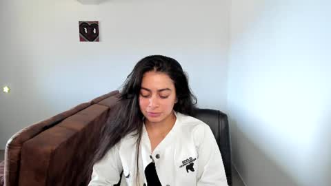 eva_monn online show from 07/08/26, 04:55