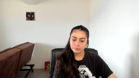 eva_monn online show from 07/31/26, 05:23
