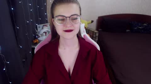 Eva online show from 02/14/25, 09:56